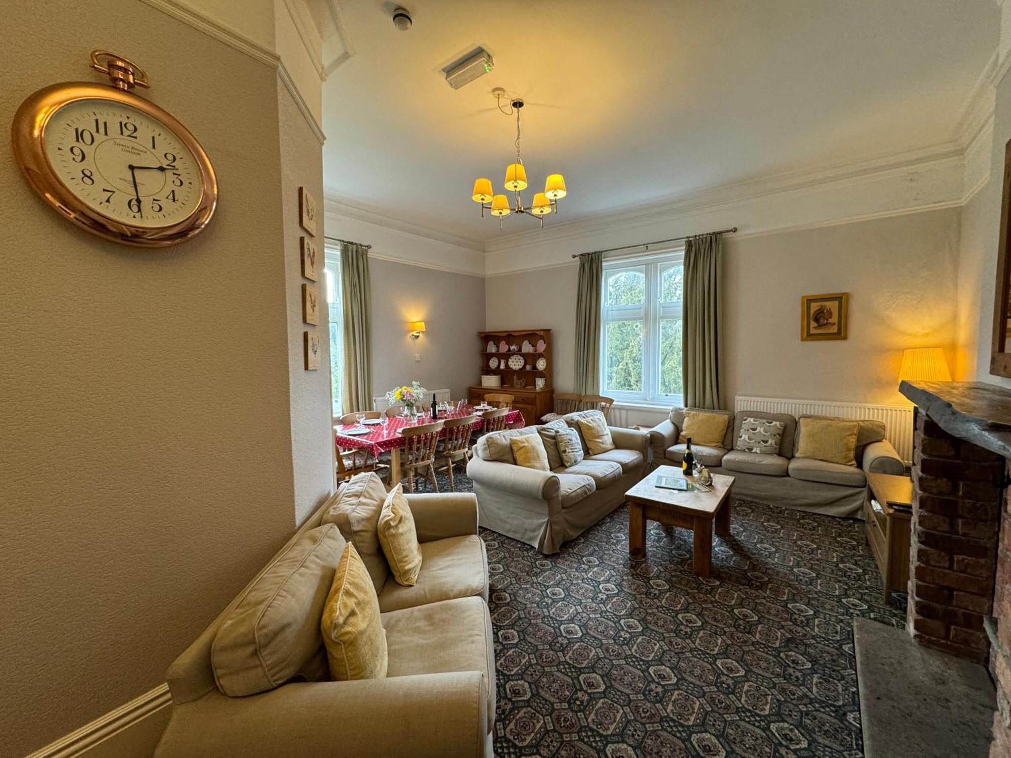 Hargate Hall Self Catering Бакстон Экстерьер фото