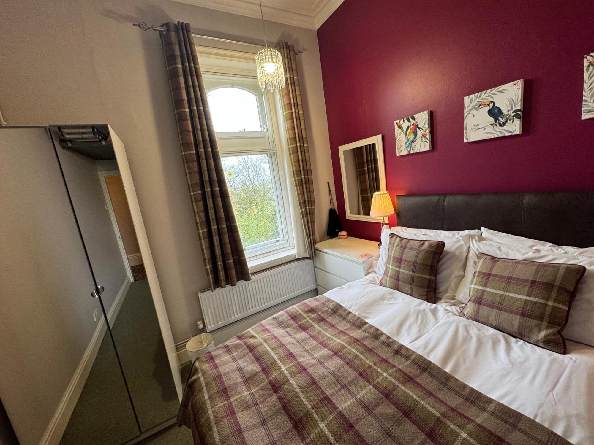 Hargate Hall Self Catering Бакстон Экстерьер фото